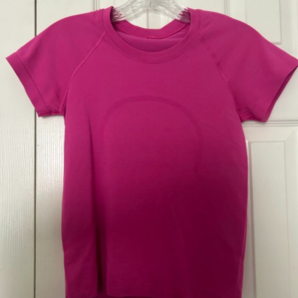 Lululemon Swiftly Tech Short-Sleeve Shirt 2.0 Waist Length